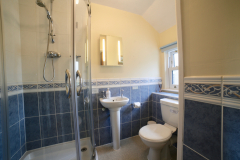 Family shower room with 900mm quadrant shower